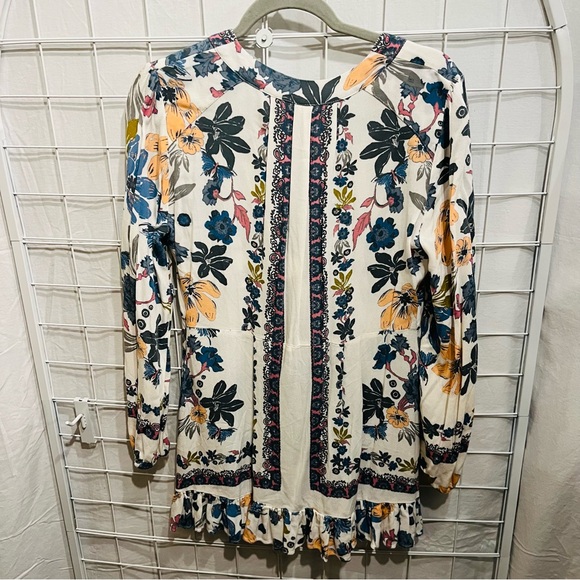 Free People 70’s vibe Multicolor Floral Blouse Tie in front or back. Size 10 - Picture 7 of 8
